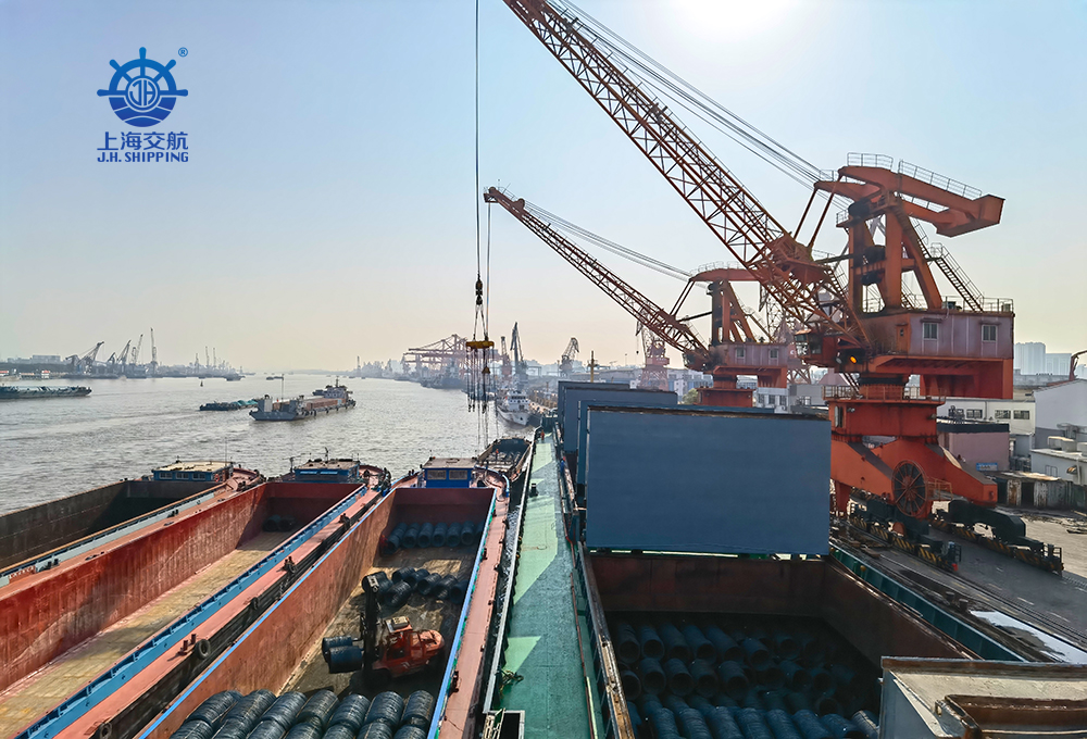 钢材运输船和钢材海运船运钢材的费用价格、优势和方案
